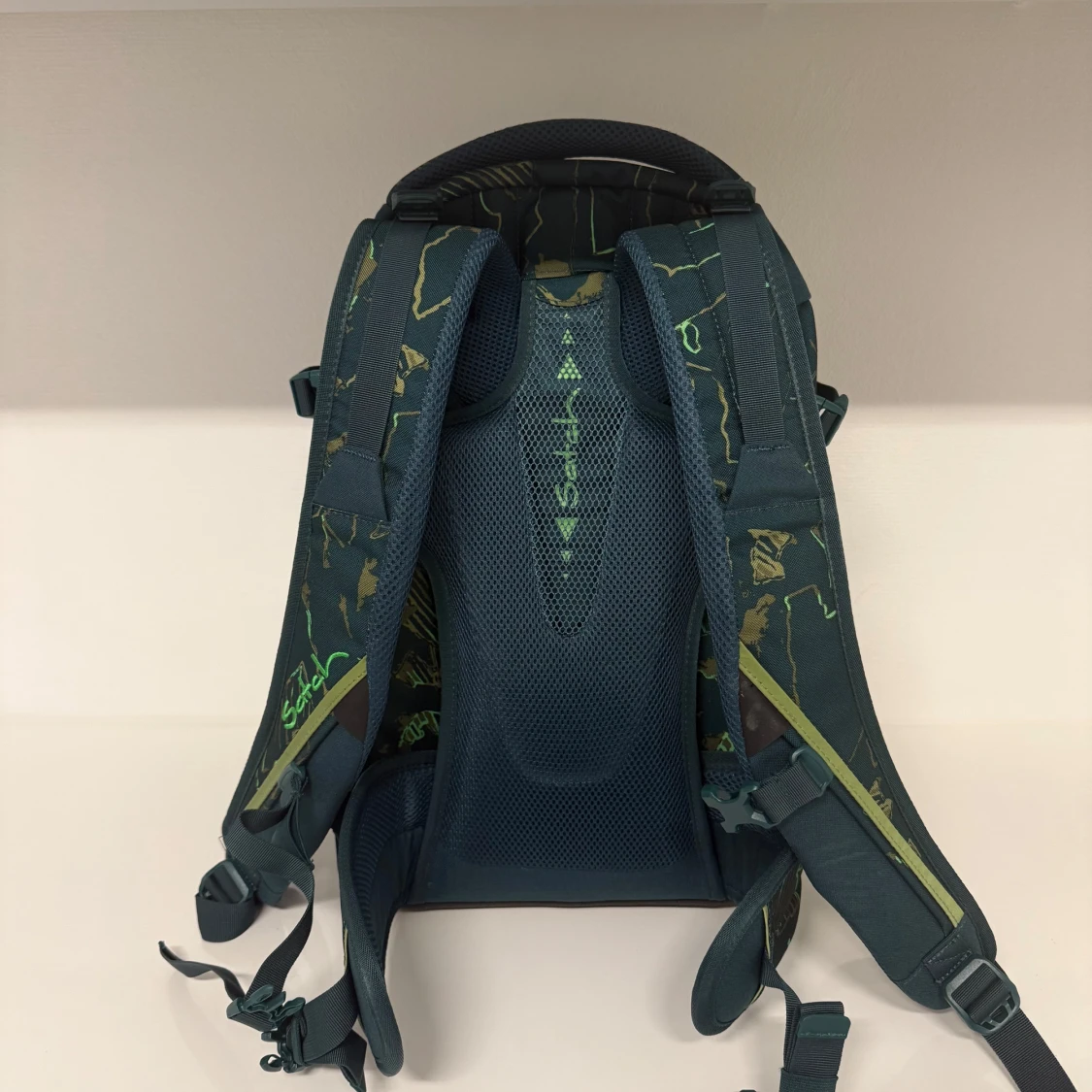 Mörkgrön ryggsäck från Satch - 2