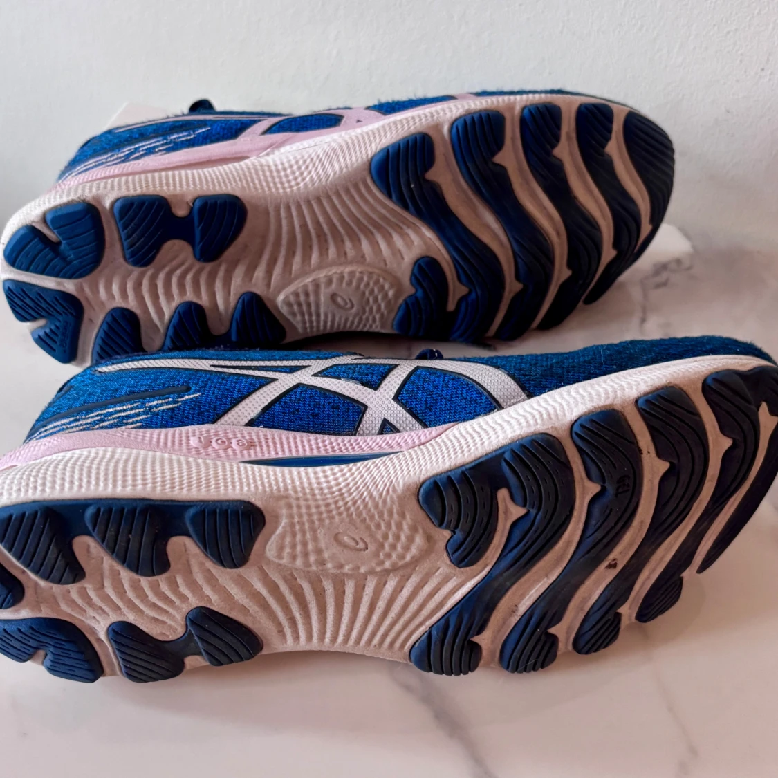 Blå ASICS Gel-Nimbus 24 löparskor  - 2