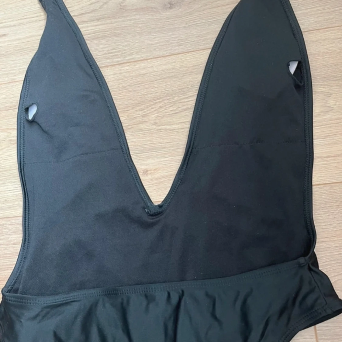 Svart bikini med korsade band - 3