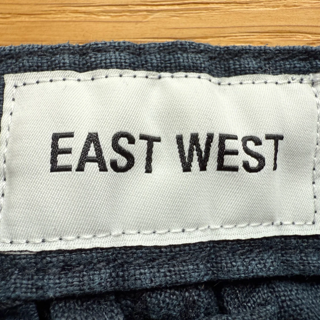 Mörkblå linneshorts från East West - 3