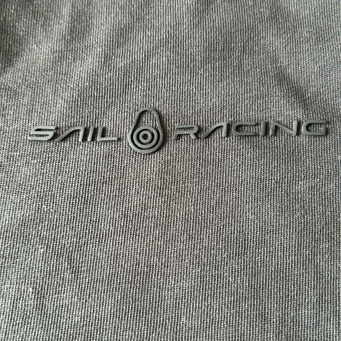 Svart t-shirt från Sail Racing - 2