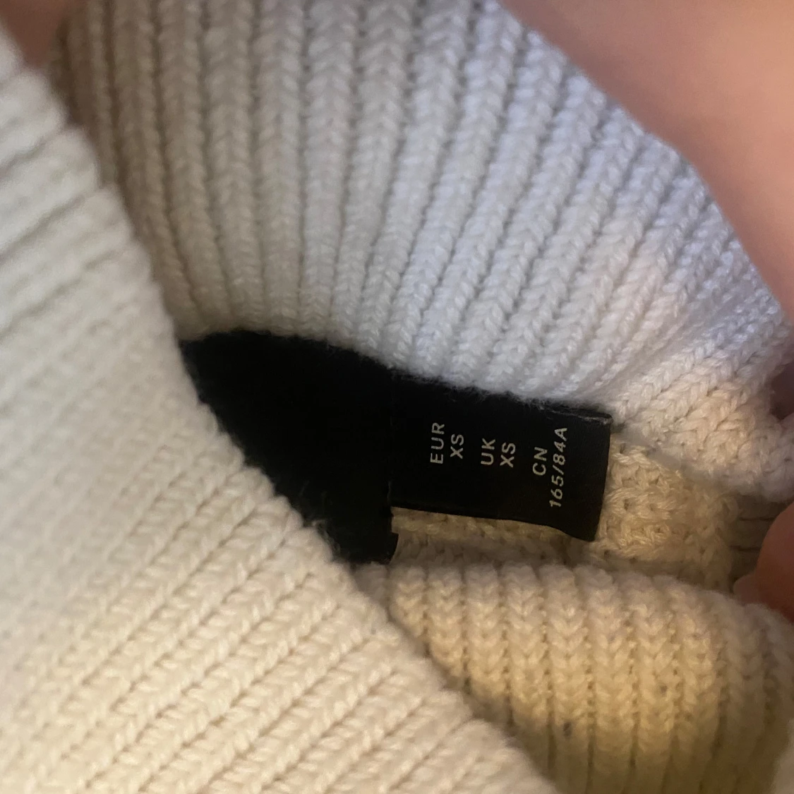 Vit stickad polotröja XS - 2