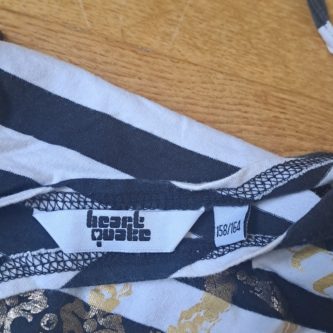 Randig oneshoulder topp  - 3