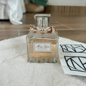 Miss dior parfym - Miss dior parfym med kvitto. Ca 80% produkt kvar. Nypris 1560kr. 