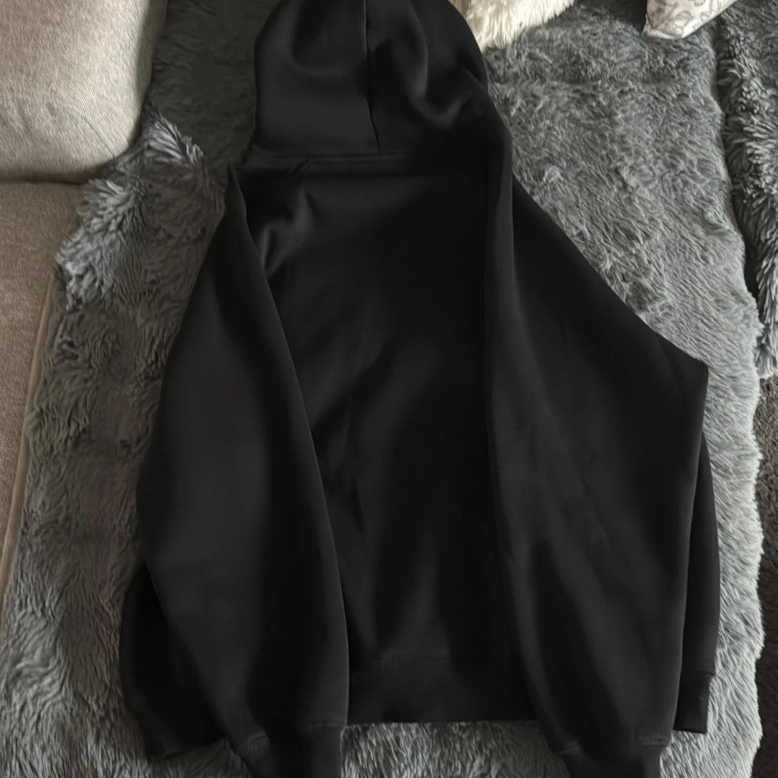 Svart Essentials 1977 hoodie - 2