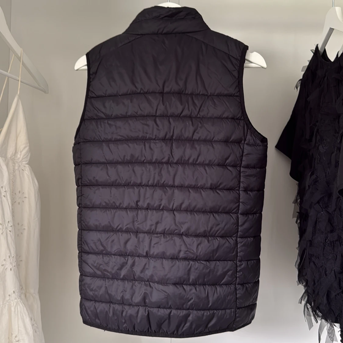 Svart dunväst från Everest - 1