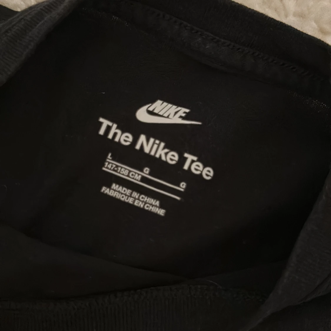 Svart Nike t-shirt med logga - 1