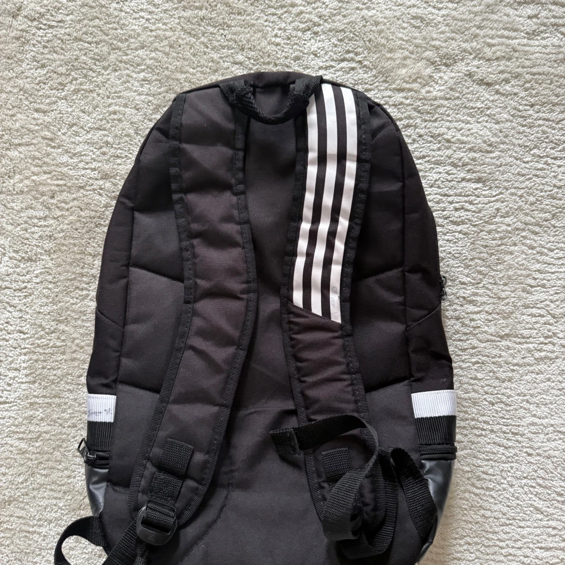 Svart Adidas ryggsäck Sollentuna FK - 1