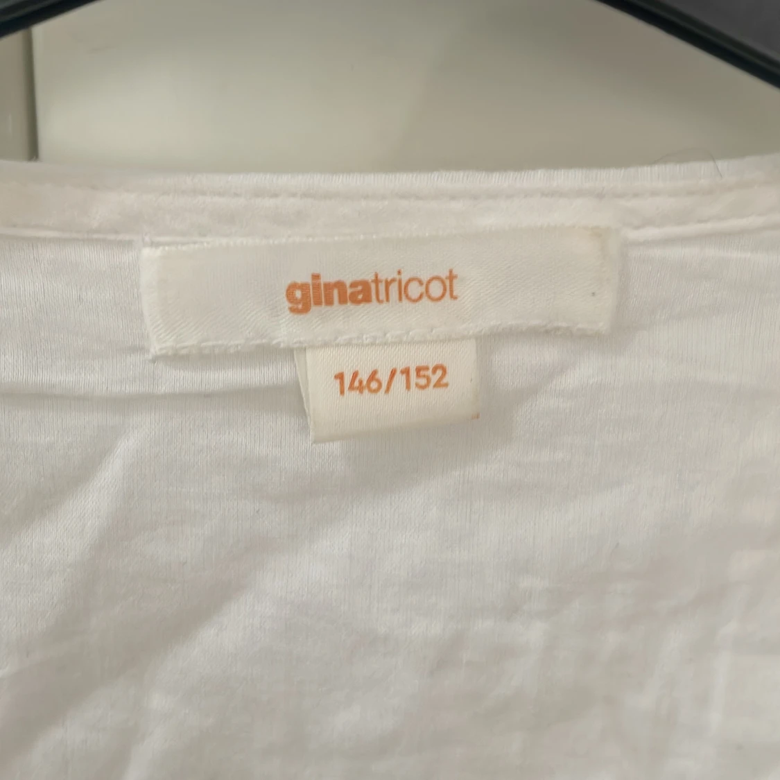 Vit volangblus från Gina Tricot - 2