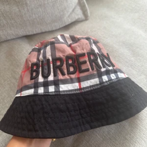 Hatt - Helt ny