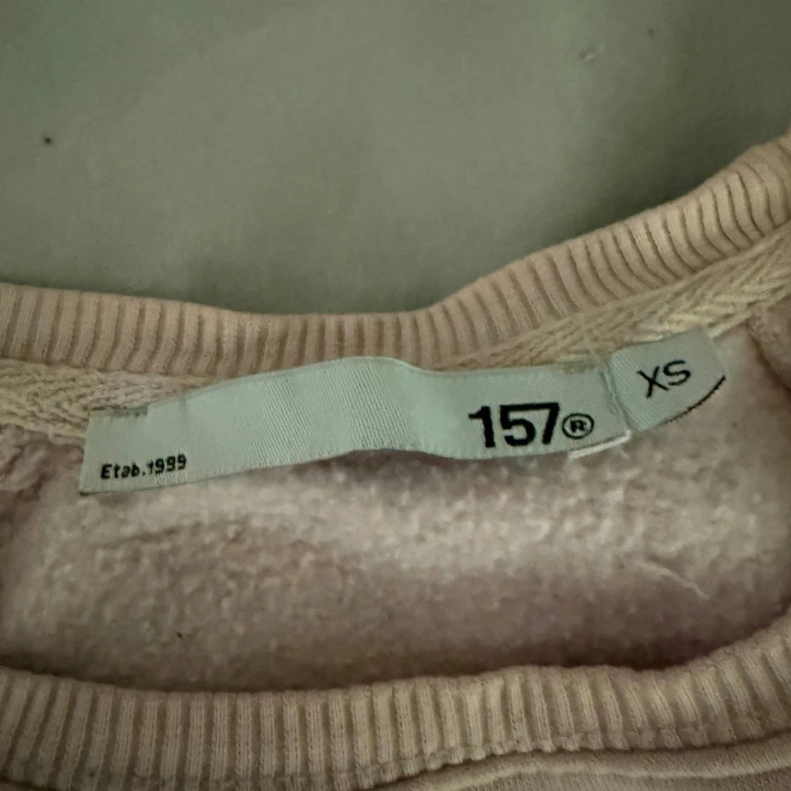 Ljusrosa sweatshirt från 157 XS - 2