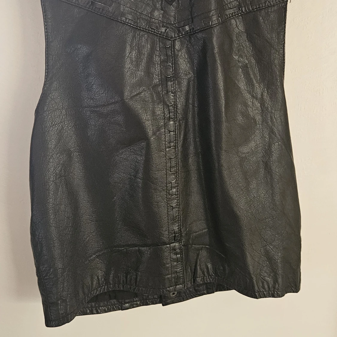 Svart skinnväst från Original Style - 1