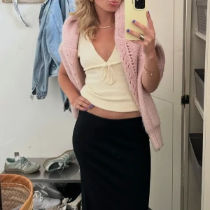 Djerf avenue linne - Säljer ett linne från djerf avenue.