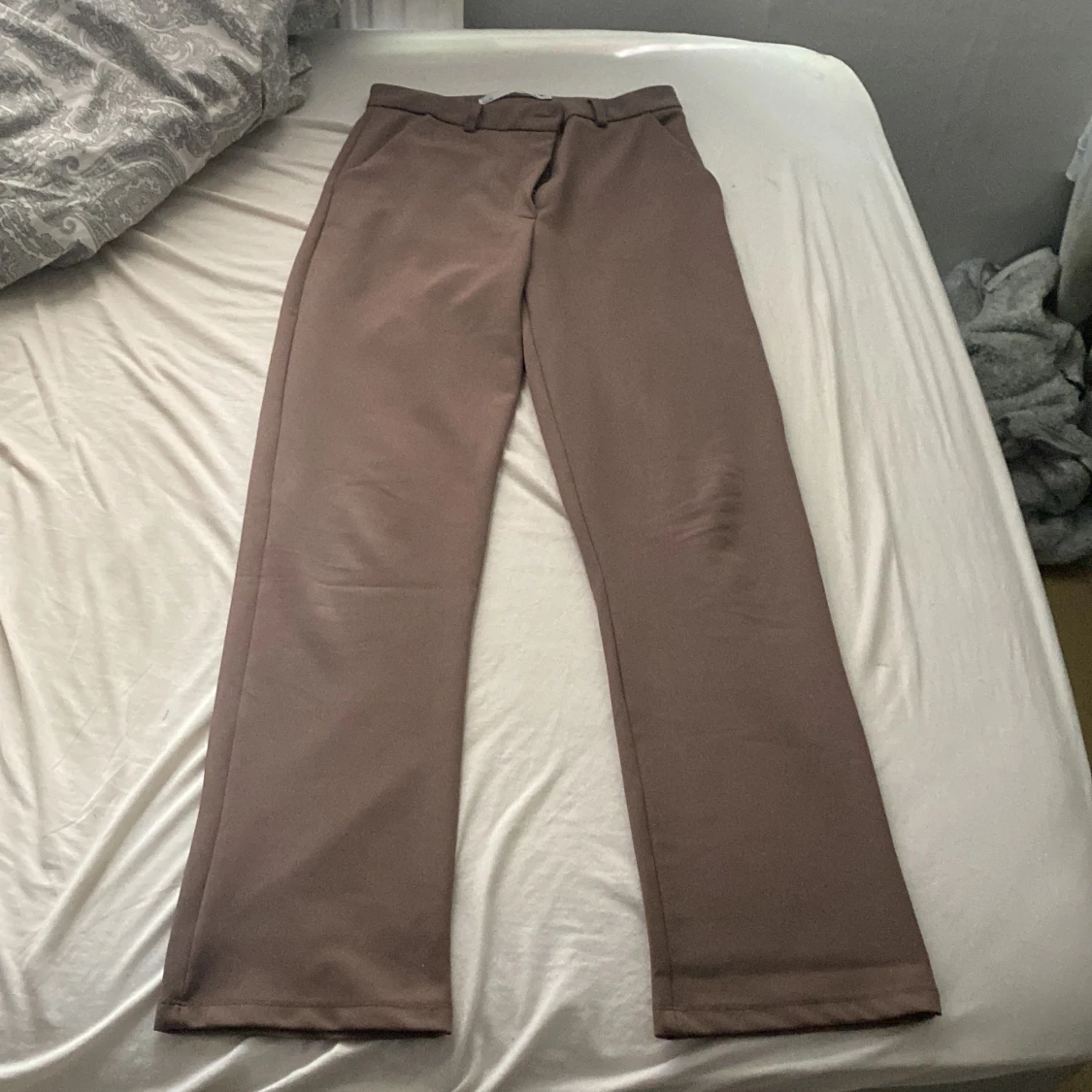 Bruna kostymbyxor - 1