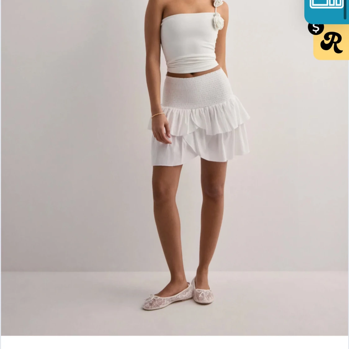 Vit volangkjol neo noir