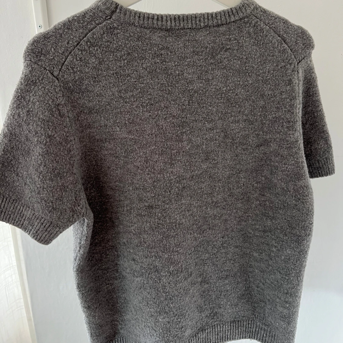 Grå stickad tröja från Zara - 1