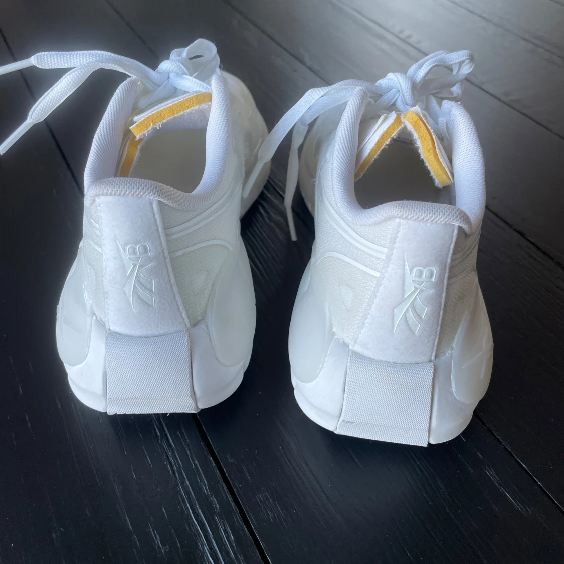 Vita sneakers från Reebok - 1