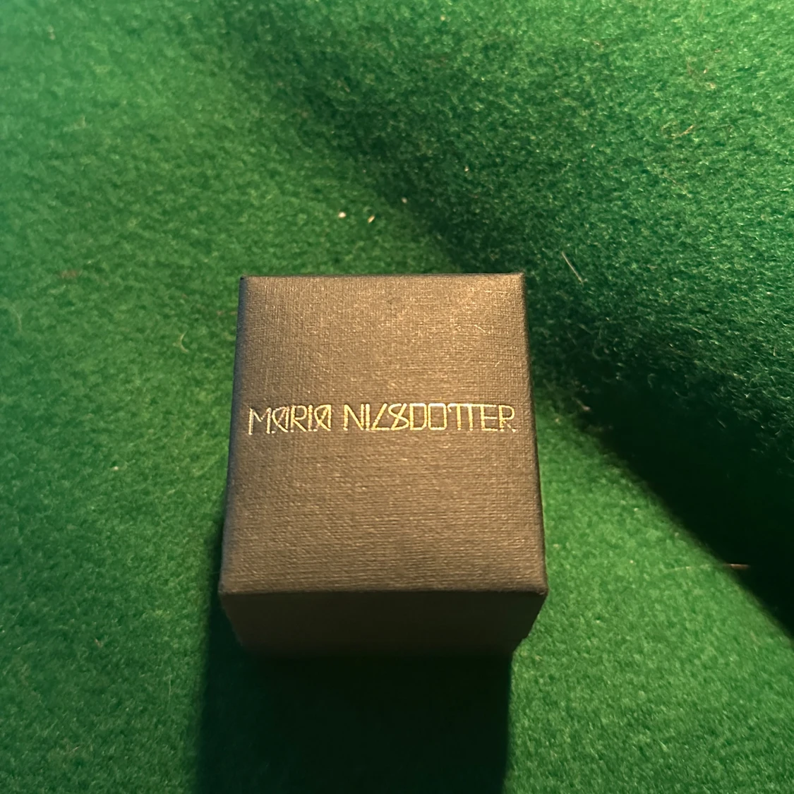 Silverörhängen med hjärtdetalj från Maria Nilsdotter - 2