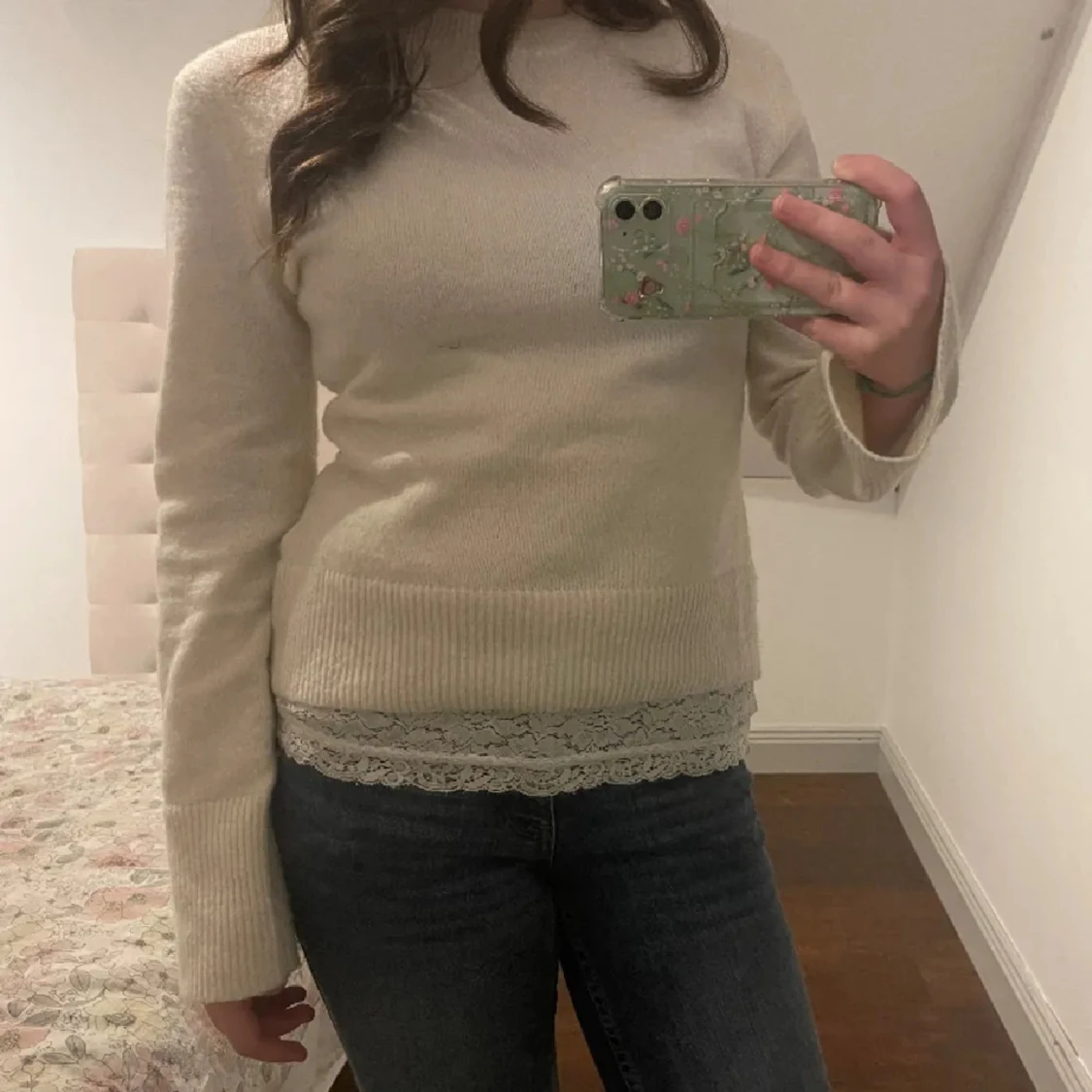 Vit stickad tröja - 2