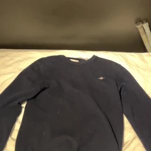 Gant Kashmir Tröja - Säljer nu denna Kashmir tröja från Gant🌟       Hör av er vid frågor eller funderingar 🤩