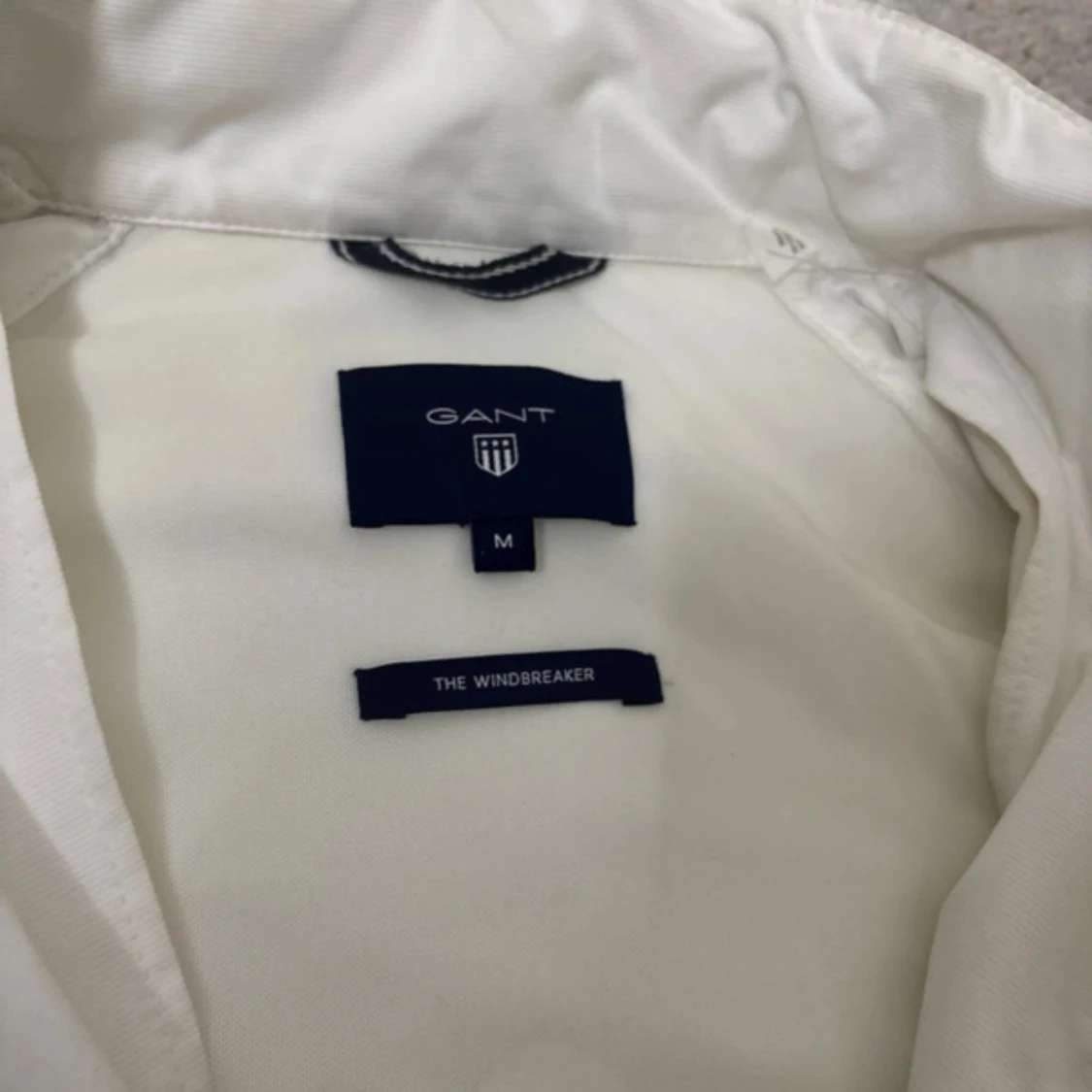 Vit vindjacka från GANT - 2