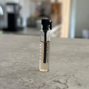 Tester parfym från Essnce hotter mimosa - Tester av hotter mimosa från essnce 🩷