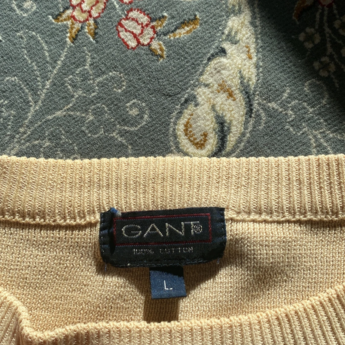 Beige tröja från GANT - 1