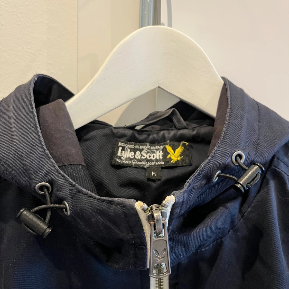 Mörkblå jacka från Lyle & Scott - 2