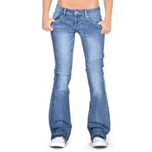 Wrangler jeans  - Mina favorit jeans till salu då de tyvärr inte passar längre. Så snygga jeans, lågmidjade, bootcut och perfekta färgen. Pris är diskuterbart vid snabbt köp!
