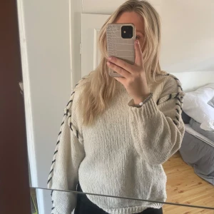 Stickad tröja - Stickad tröja som inte kommer till användning 💗 sitter som s/m