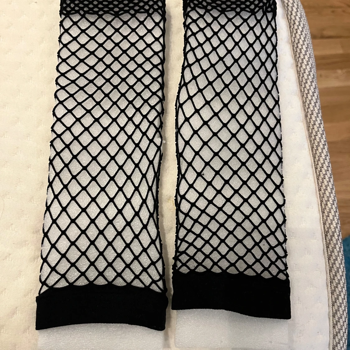 Svarta nätstrumpor - 1