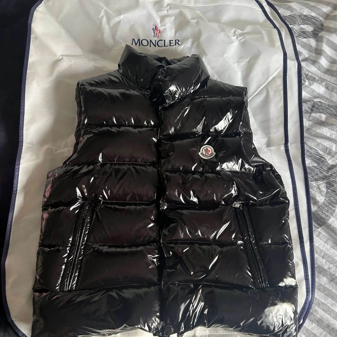 Moncler väst 