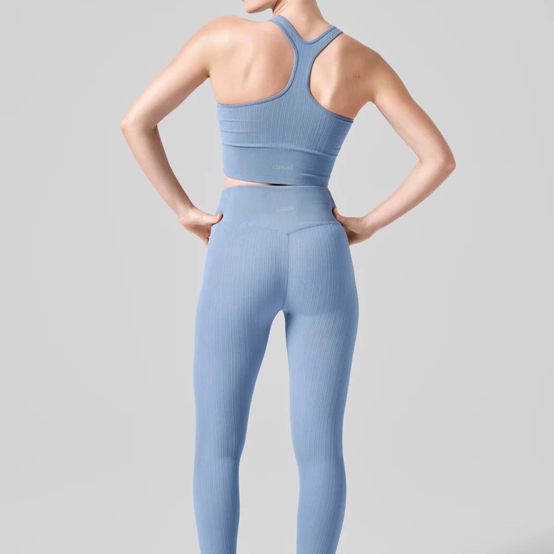 Blå v-ribbat set från Casall - 3