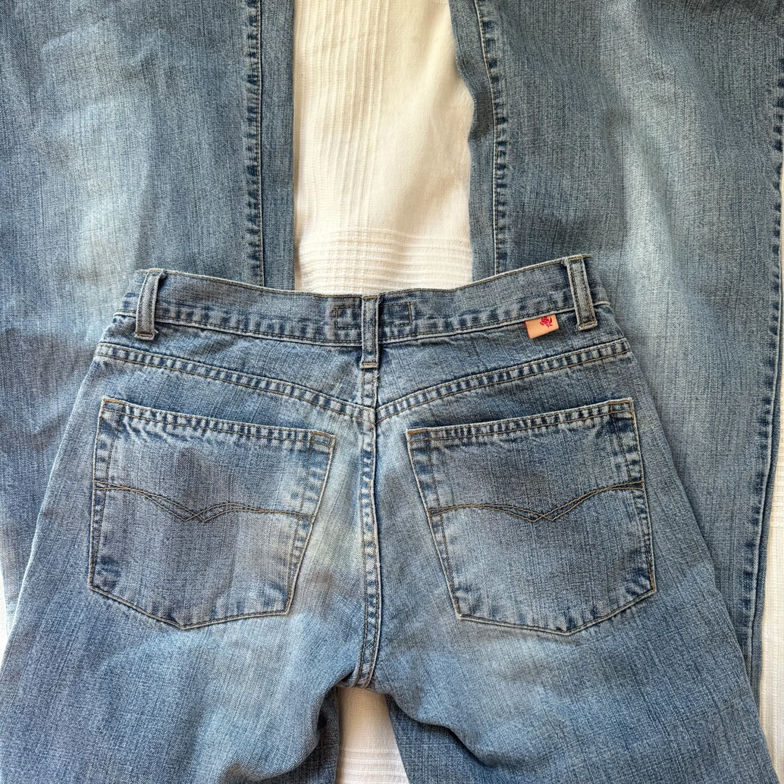 lågmidjade jeans - 1