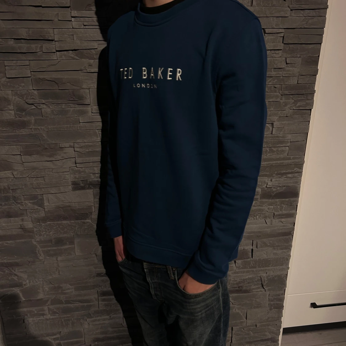 Mörkblå tröja från Ted Baker - 4