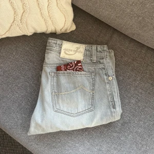 Jacob Cohën - Säljer ett par riktigt sköna Jacob Cohens i bra skick. Size 34, men runs small. Hör er vid funderingar!