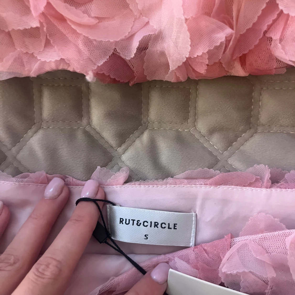 Rosa set med blommor från Rut&Circle - 3