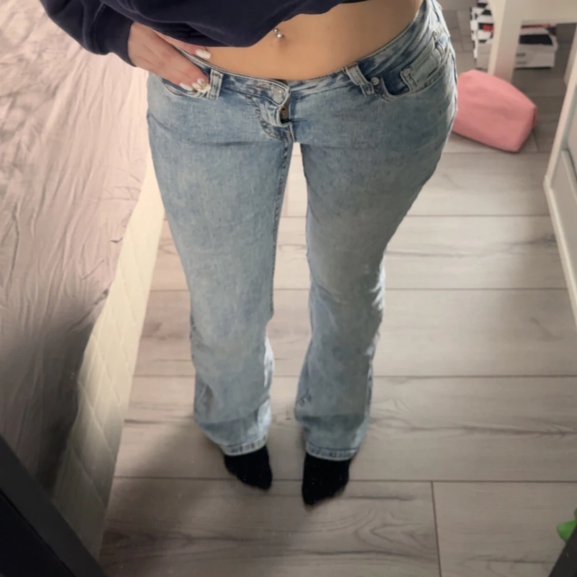 Ljusblå jeans från Weekday - 1