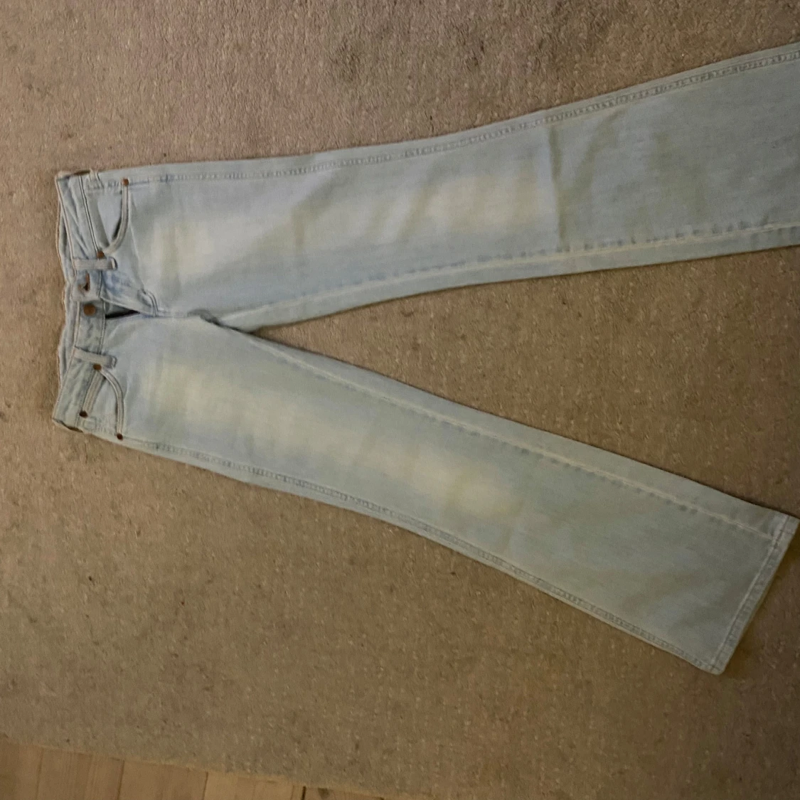 Ljusblå bootcut jeans - 1