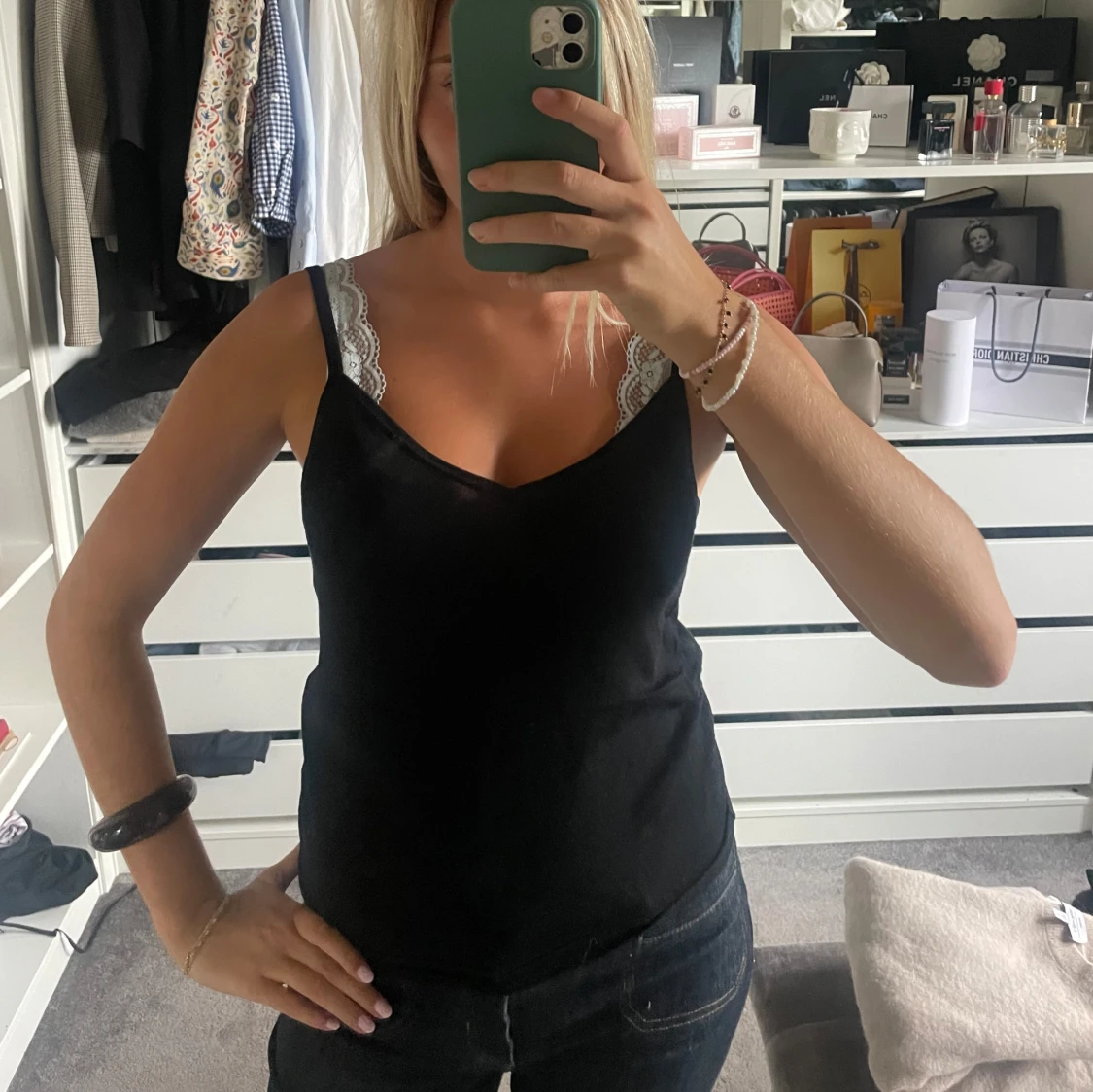 Svart cashmere linne