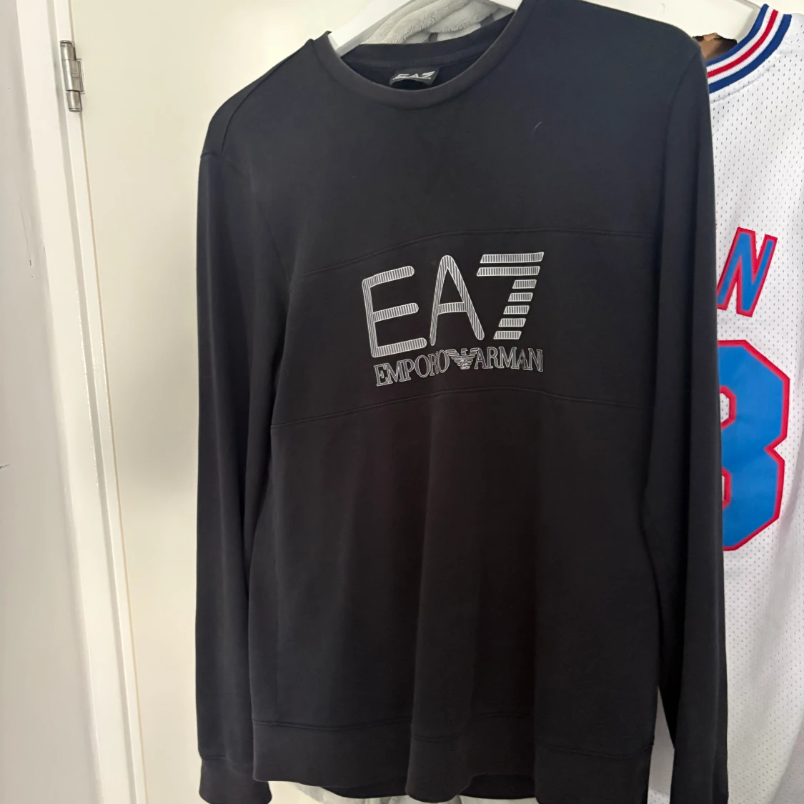 Svart EA7 Emporio Armani sweatshirt