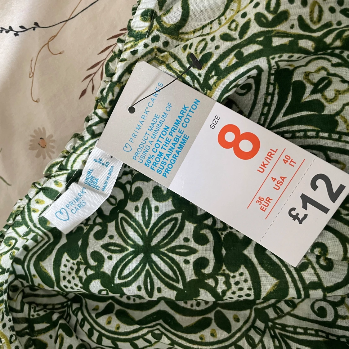 Grön mönstrad oneshoulder topp Primark - 2