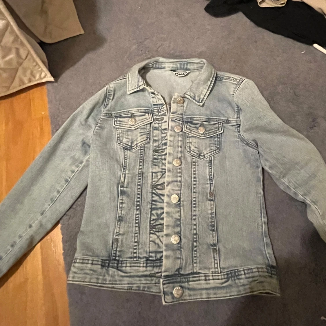 Ljusblå jeansjacka från ONLY XS - 2