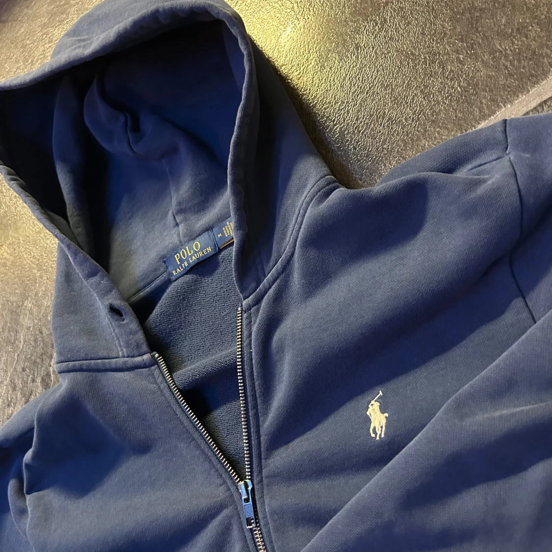 Marinblå hoodie från Polo Ralph Lauren - 2