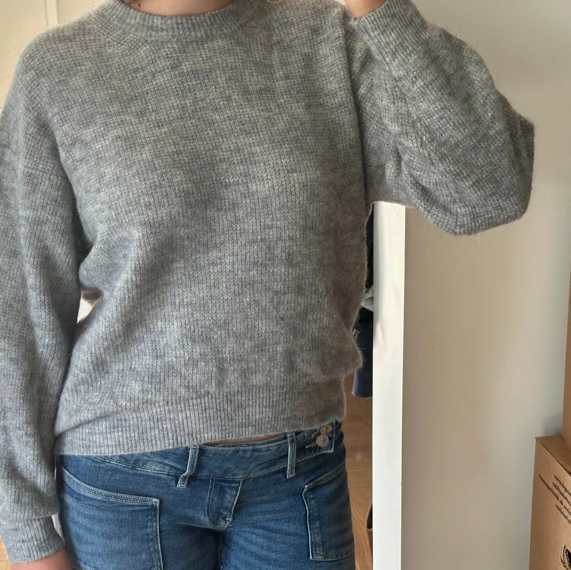 Grå stickad tröja från Lindex - 1