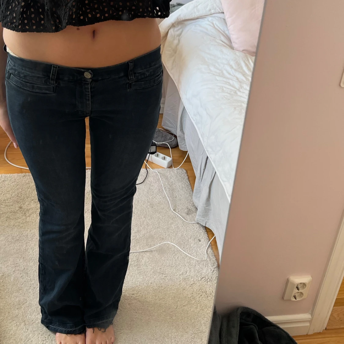 Mörkblå bootcut jeans med låg midja - 1