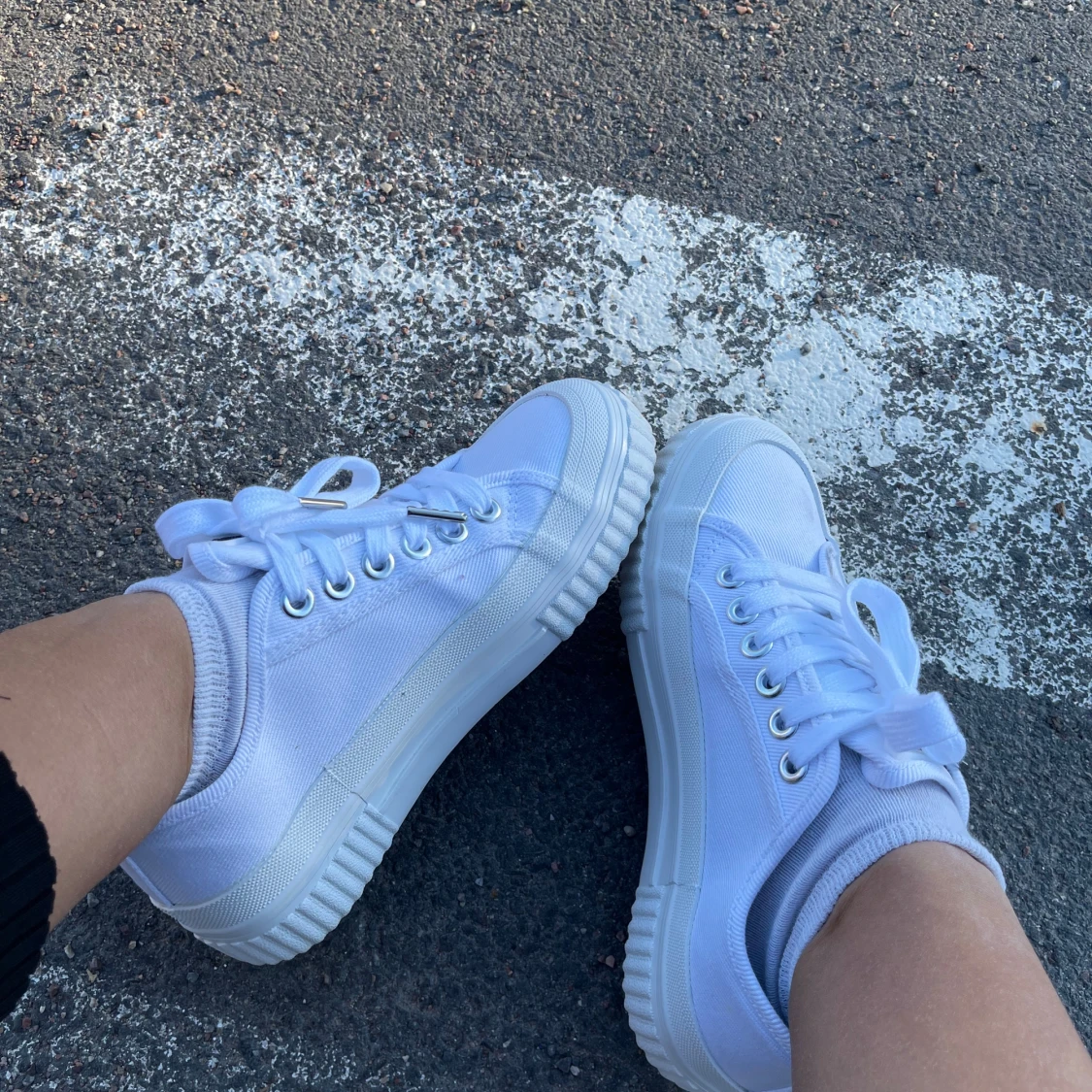 Aimn vita sneakers med platåsula strl 36/37 - 3