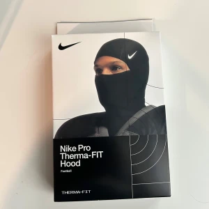 Nike Ski Mask - Helt ny och oöppnad 