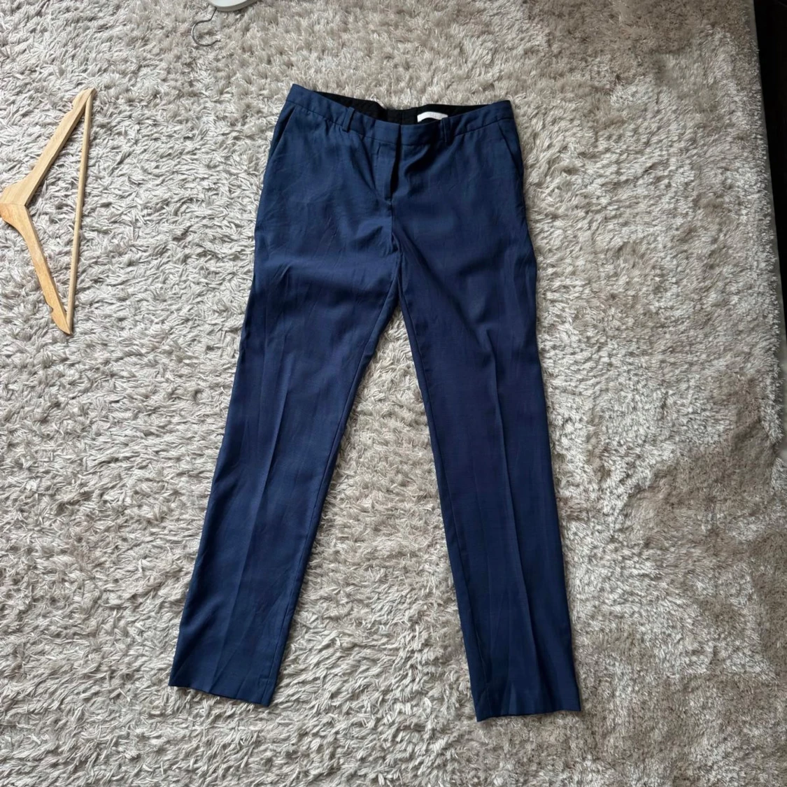 Mörkblå kostymbyxor från BOSS