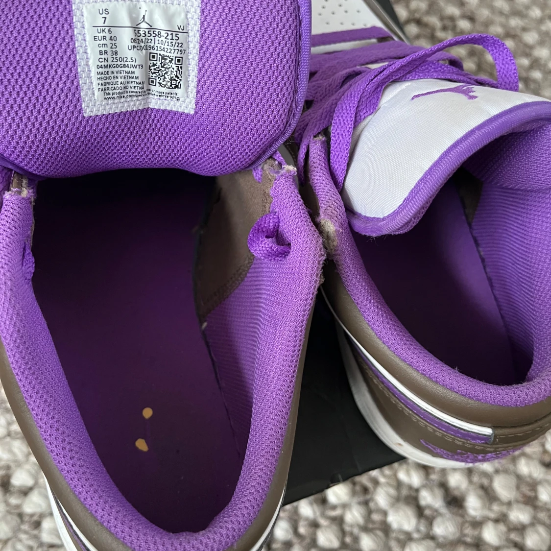 Nike Air Jordan 1 med lila detaljer - 3